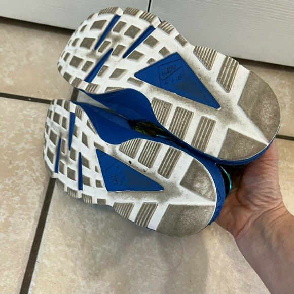 Sold Nike Air HUARACHE RUN PRM QS Men's 9 Undefeated Blue NIPSEY cobalt - Picture 8 of 12
